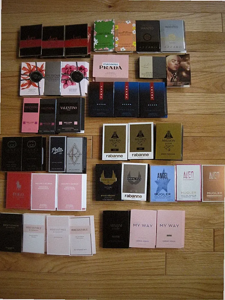 Women's Popular Fragrance Sampler Travel Size Sets - Select Brand